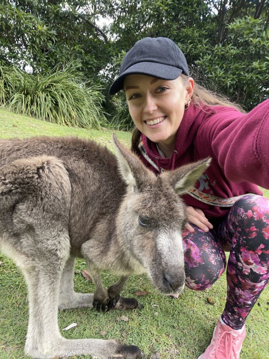 Vanda travelling in Australia, with a kangaroo